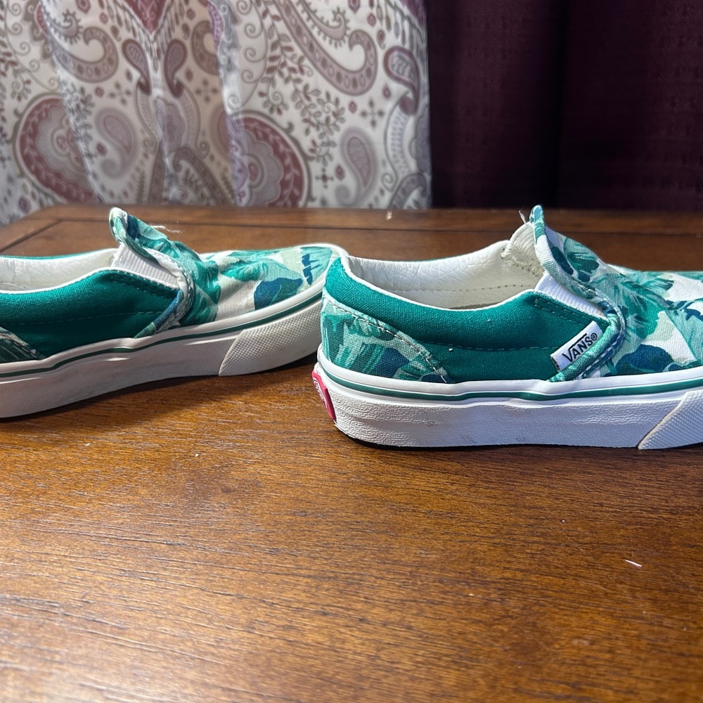 Vans Green Leaf Kids Slip-On Sneakers - Picture 5 of 8